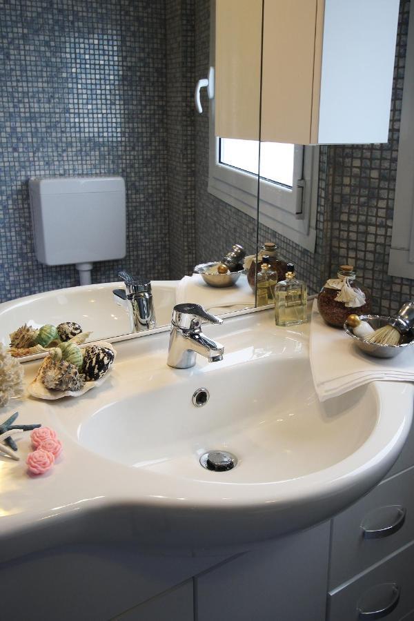 Villa Chiara Marina Trilocale Imperia Extérieur photo